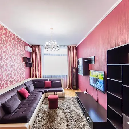 Rent-kiev 2 Min Metro Chernihivska Lux *