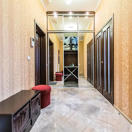 Rent-kiev 2 Min Metro Chernihivska Lux Appartement Kiev