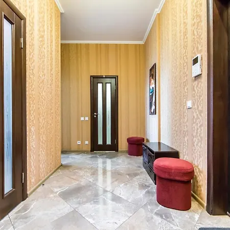 Rent-kiev 2 Min Metro Chernihivska Lux * Kiev